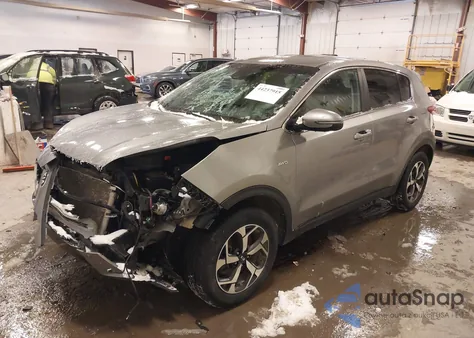 2021 Kia Sportage Lx z USA, uszkodzony, nr VIN KNDPMCAC2M7858936